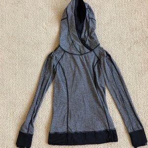 Lululemon pullover hoodie with thumbholes